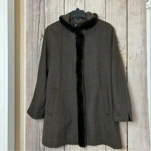 Ellen Tracy Wool Blend women’s Faux fur Coat size 14